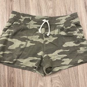 Women’s camo comfy shorts